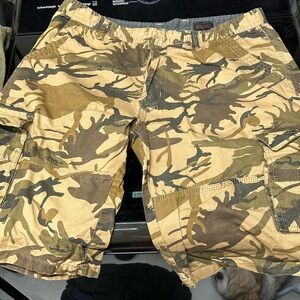 Mens brown camo shorts size 38
